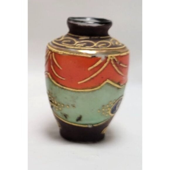 Vintage Satsuma Style Hand-Painted Porcelain Mini Vase Gold Accents From Japan - Picture 4 of 6